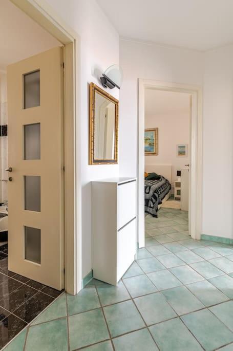 Thekeystudio, La Casa Del Mare Azzurro With Seaview Ventimiglia Bagian luar foto